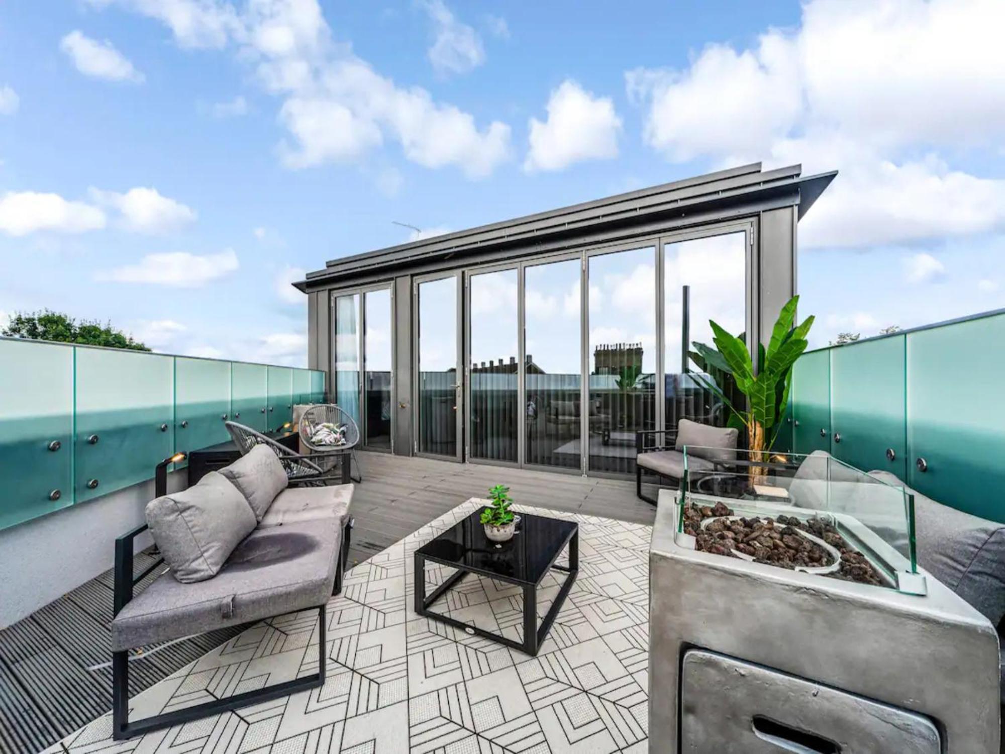 Pass The Keys Penthouse Oasis In Trendy Fulham Apartment ลอนดอน ภายนอก รูปภาพ